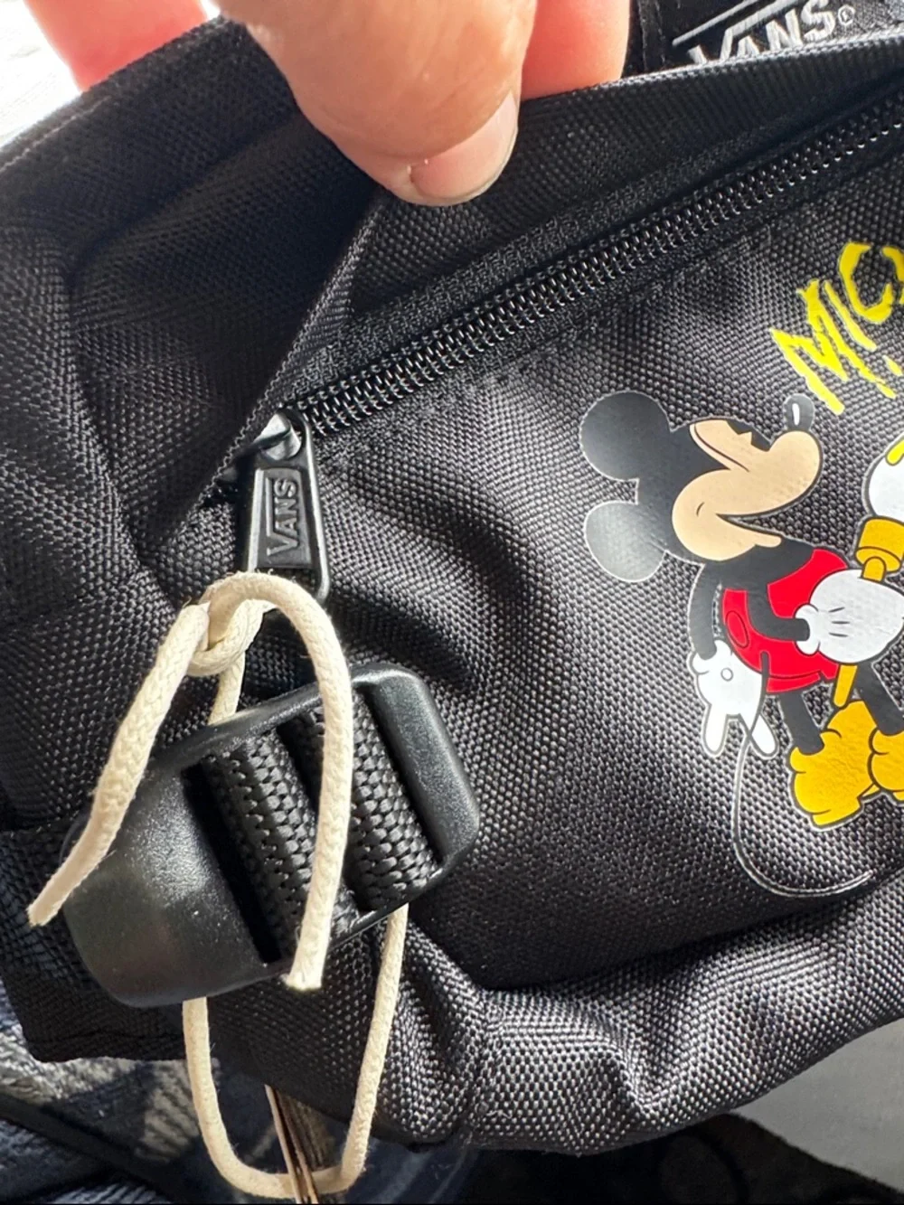 Disney Vans Mickey and Minnie Mouse Hip Pack fanny bag collaboration NWT - Picture 6 of 13